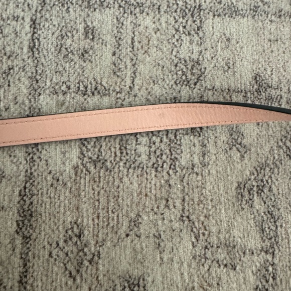 GG Marmont Mini Shoulder Bag - Picture 10 of 14